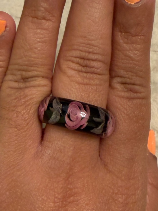 Jewelry - Black Floral Resin Ring with Pink Rose Accents